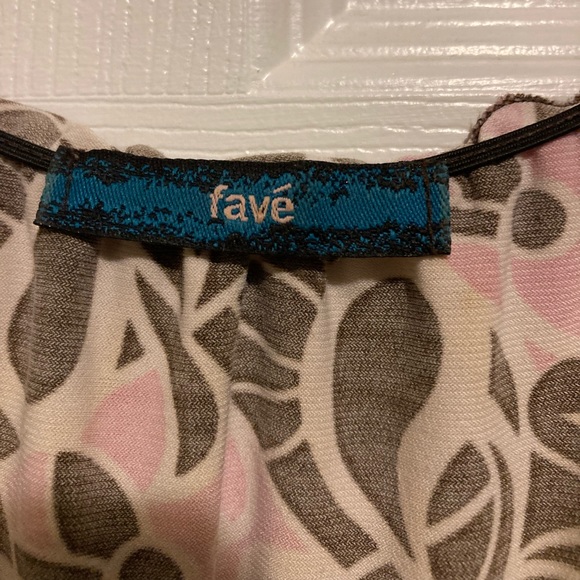 Lightly worn thin dress floral type pattern. - Picture 2 of 3